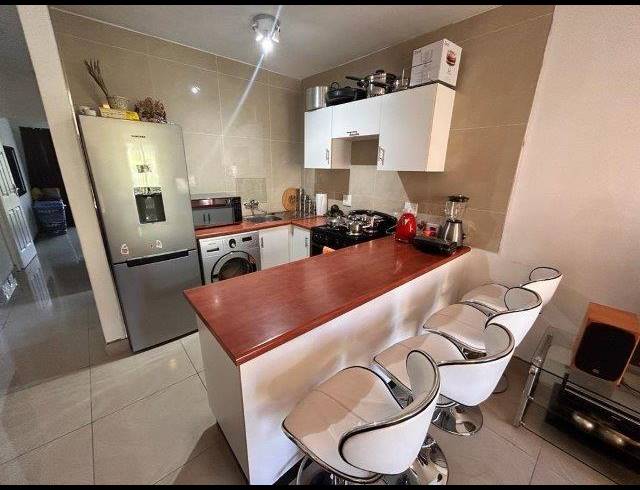 1 BEDROOM APARTMENT FOR SALE IN SEA VIEW